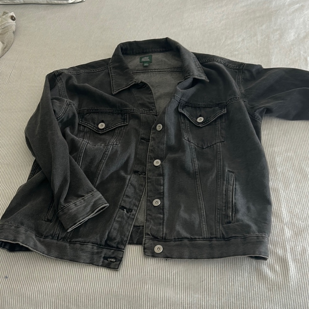 Grey/black oversized denim jacket